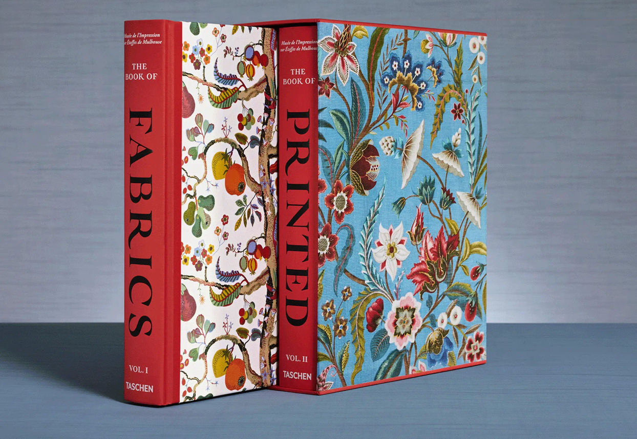 The Book of Printed Fabrics. From the 16th century until today